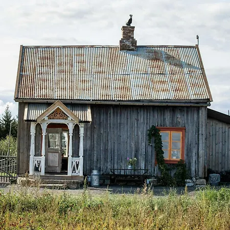 Semesterbostad Restored Smallholder's House From 1864 On Helgoya