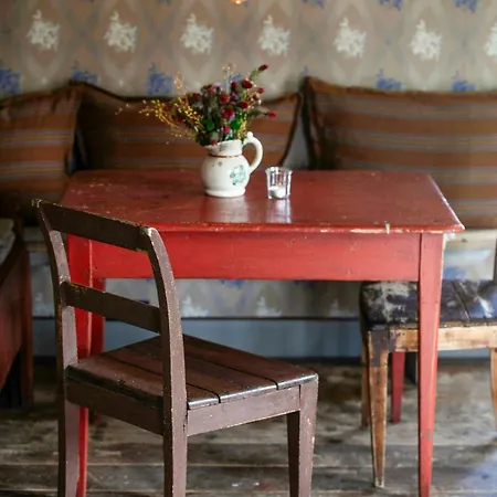 Restored Smallholder's House From 1864 On Helgoya Semesterbostad Slattsven