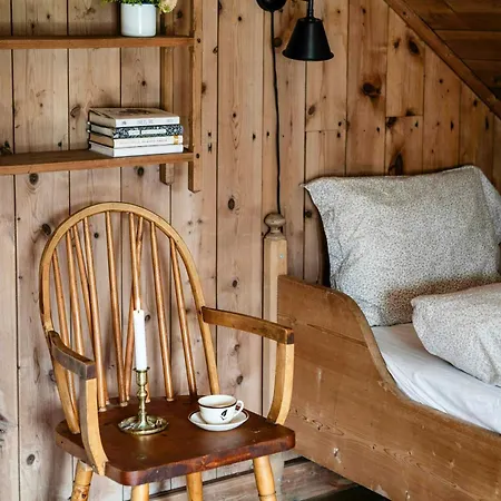 Semesterbostad Restored Smallholder's House From 1864 On Helgoya