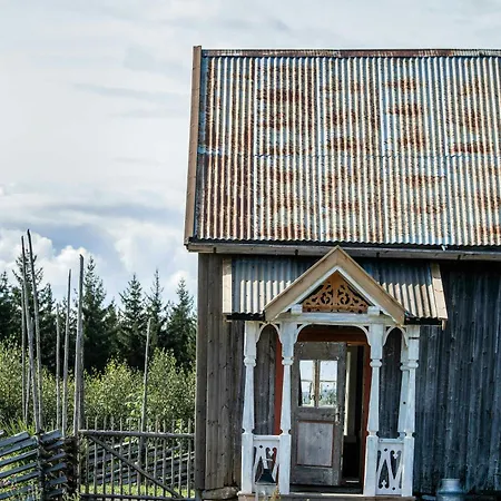 Restored Smallholder's House From 1864 On Helgoya Semesterbostad